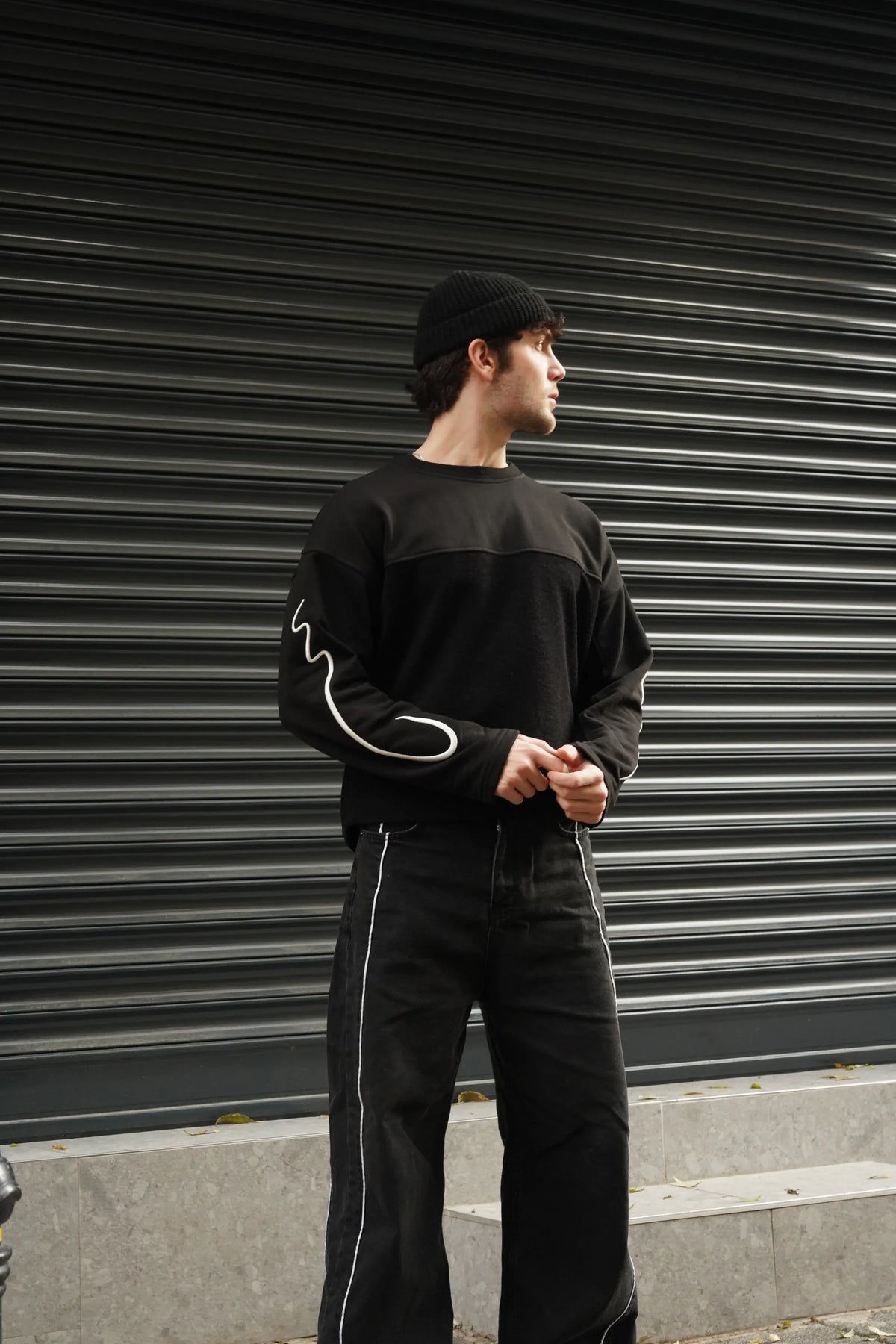 Nakış Detaylı Boxy Fit Uzun Kollu Tshirt