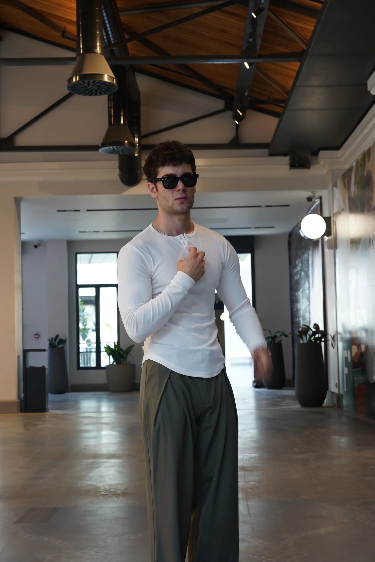 Henley Yaka Tshirt Beyaz